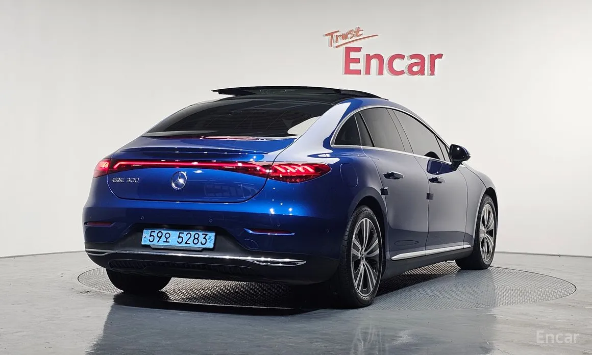 Фото 2 - Mercedes-Benz EQE