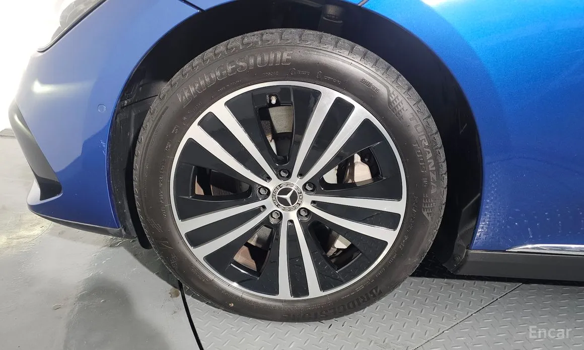 Фото 5 - Mercedes-Benz EQE