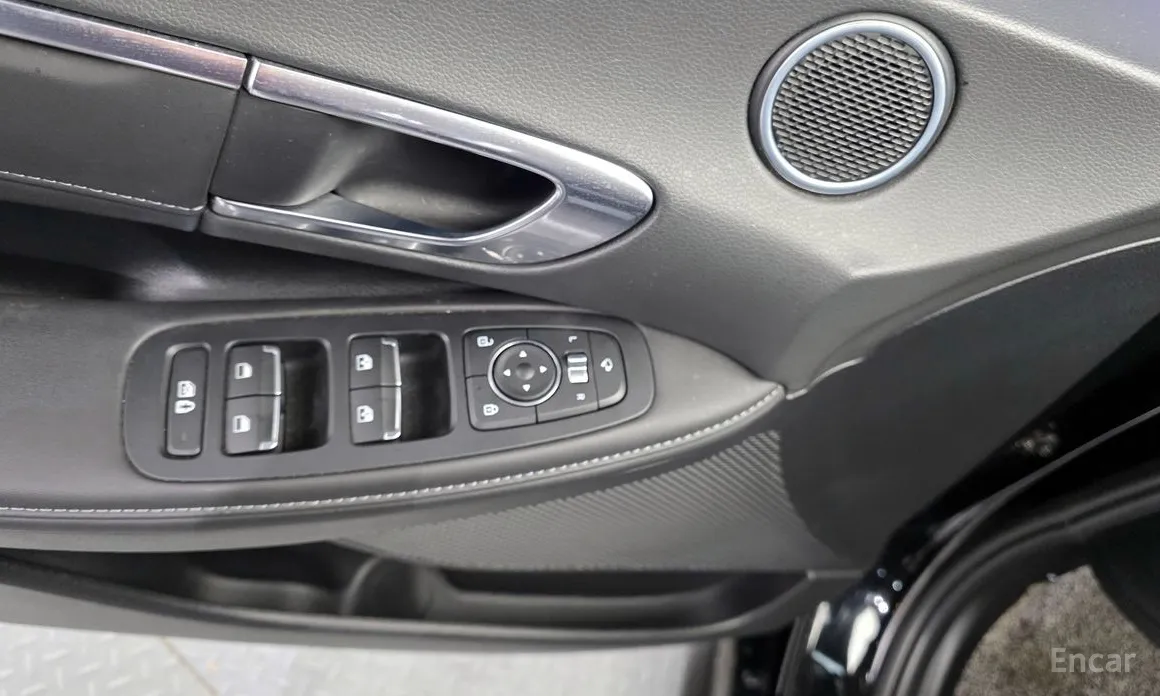 Фото 14 - Hyundai Sonata