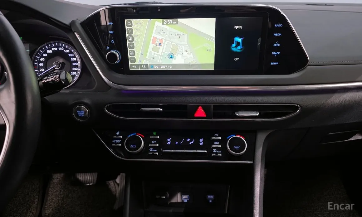 Фото 20 - Hyundai Sonata