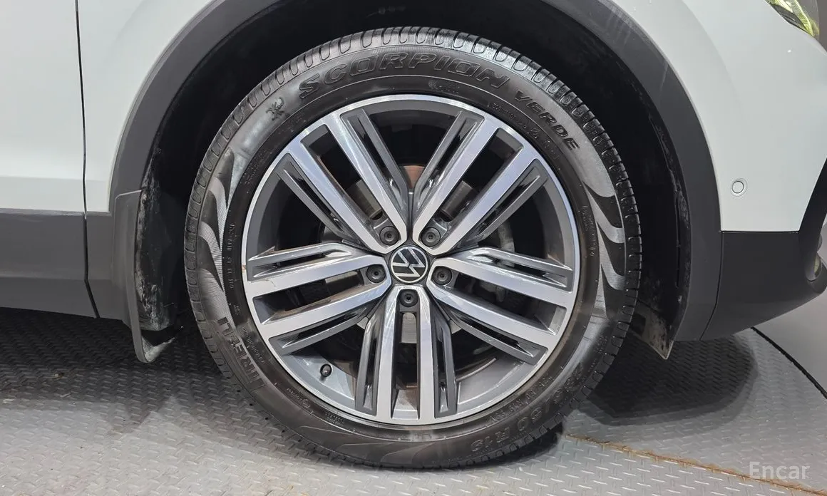 Фото 5 - Volkswagen Tiguan