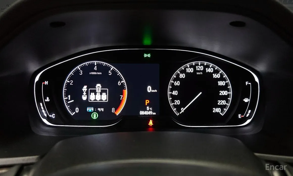 Фото 8 - Honda Accord