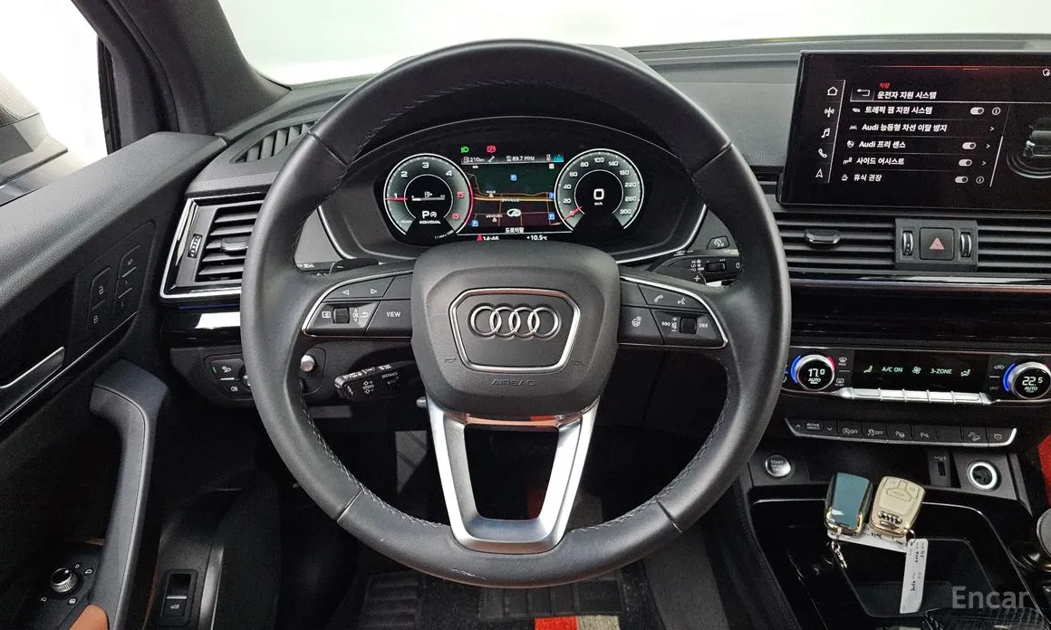 Фото 13 - Audi Q5