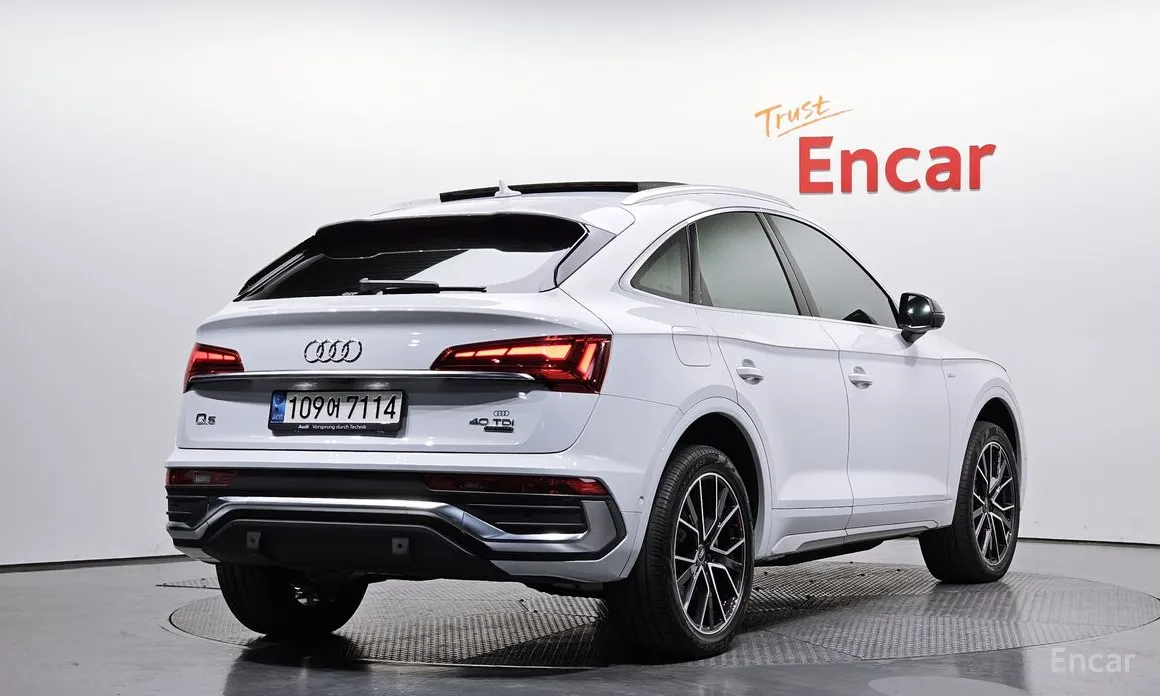 Фото 2 - Audi Q5