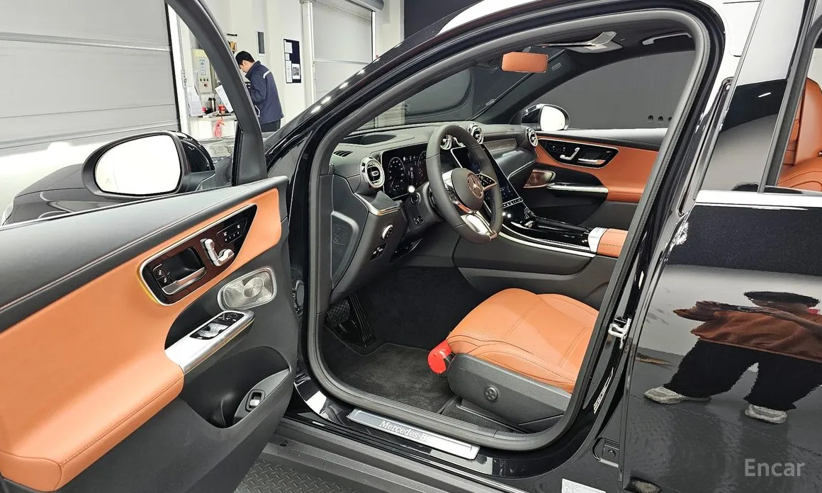 Фото 10 - Mercedes-Benz GLC-Class