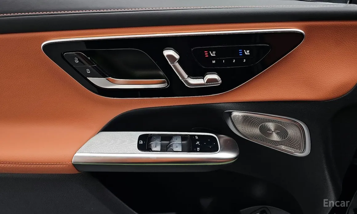 Фото 14 - Mercedes-Benz GLC-Class