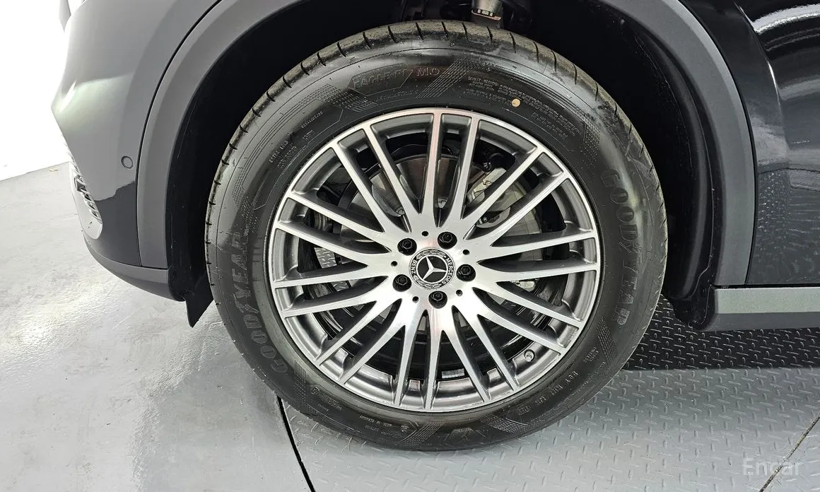 Фото 5 - Mercedes-Benz GLC-Class