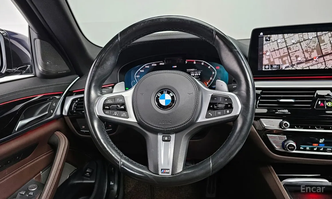 Фото 13 - BMW 5 Series