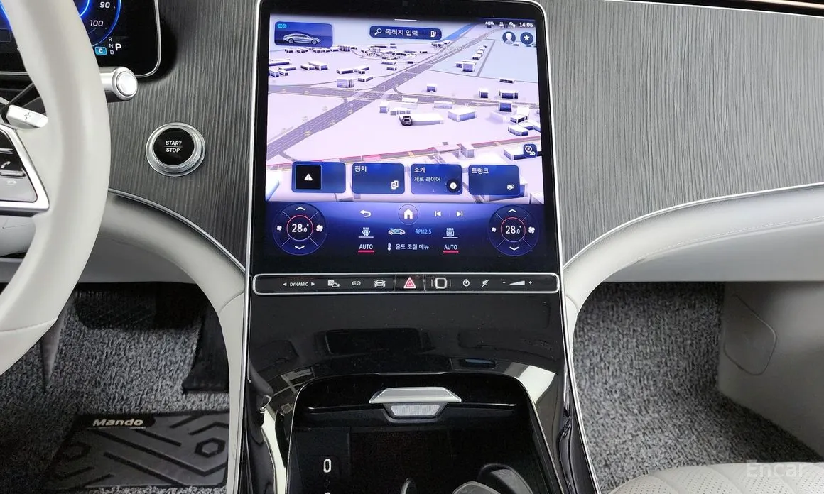 Фото 14 - Mercedes-Benz EQS