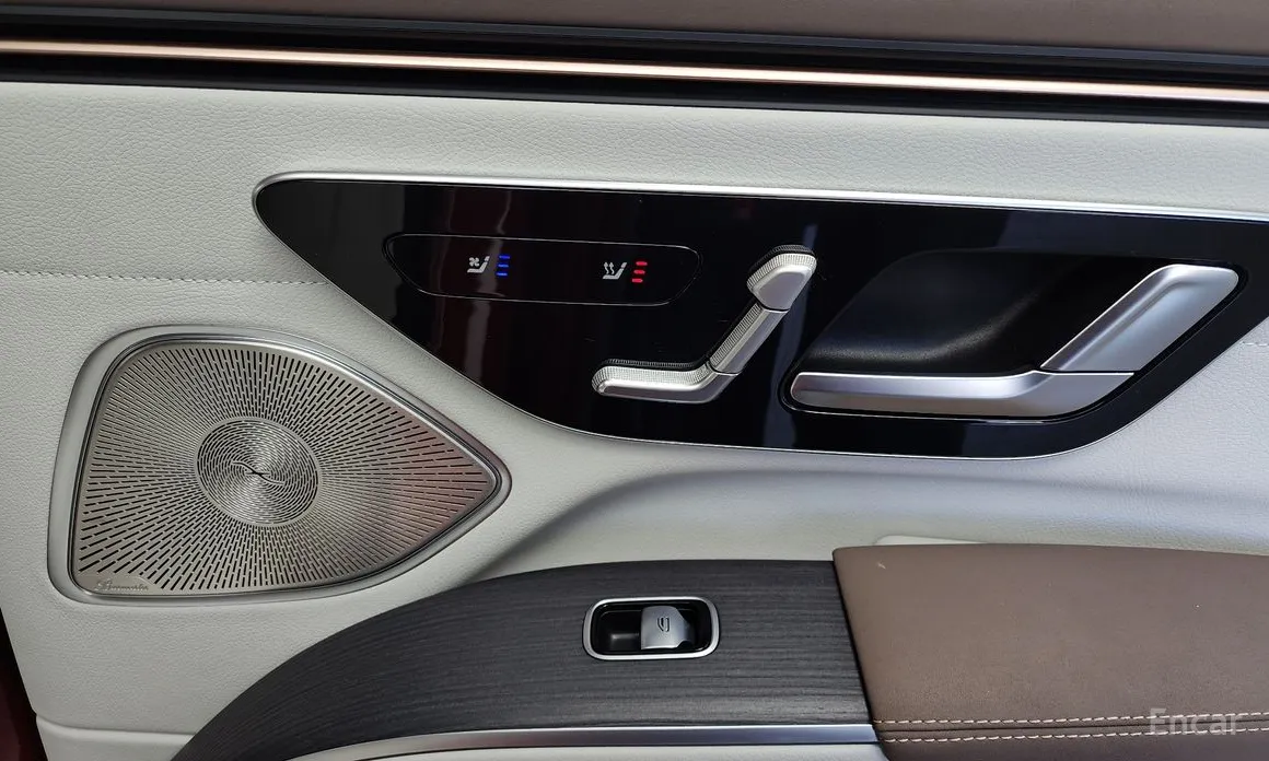 Фото 19 - Mercedes-Benz EQS