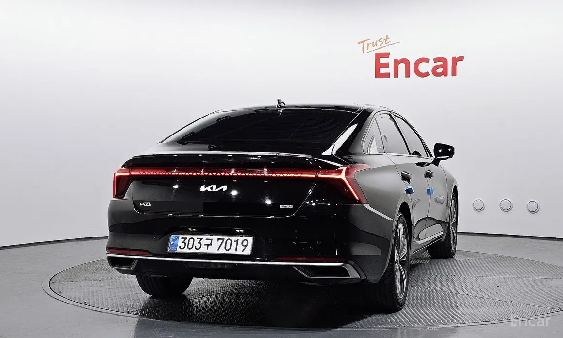 Фото 4 - Kia K8