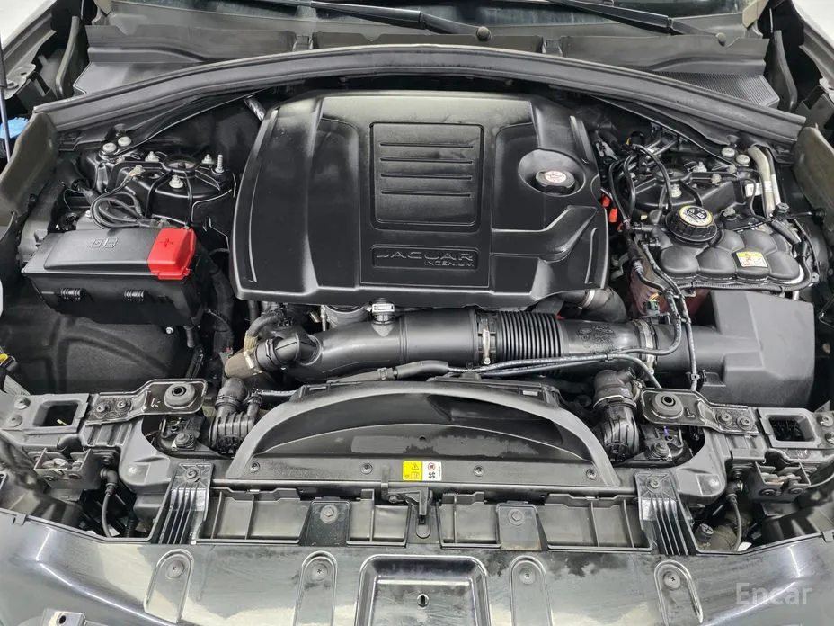 Фото 5 - Jaguar F-Pace