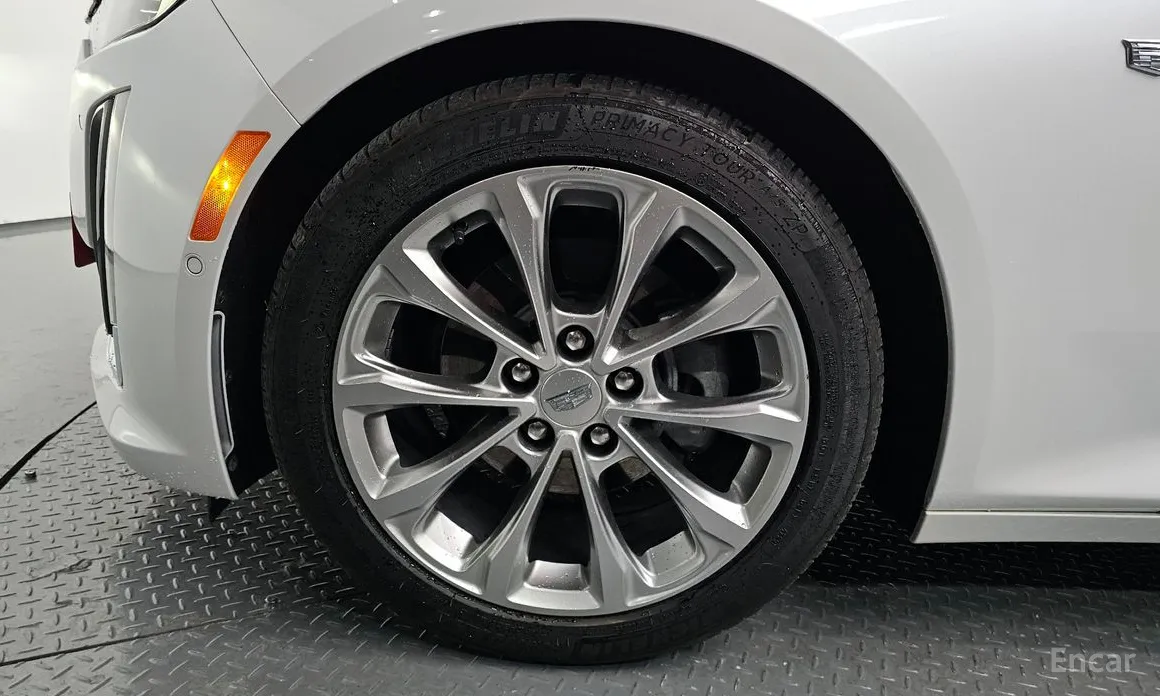 Фото 5 - Cadillac CT5