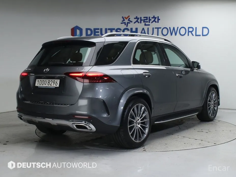 Фото 2 - Mercedes-Benz GLE-Class