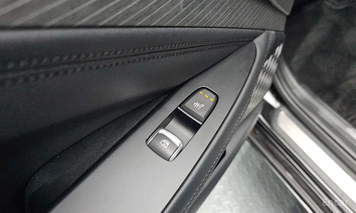 Фото 18 - Kia K8