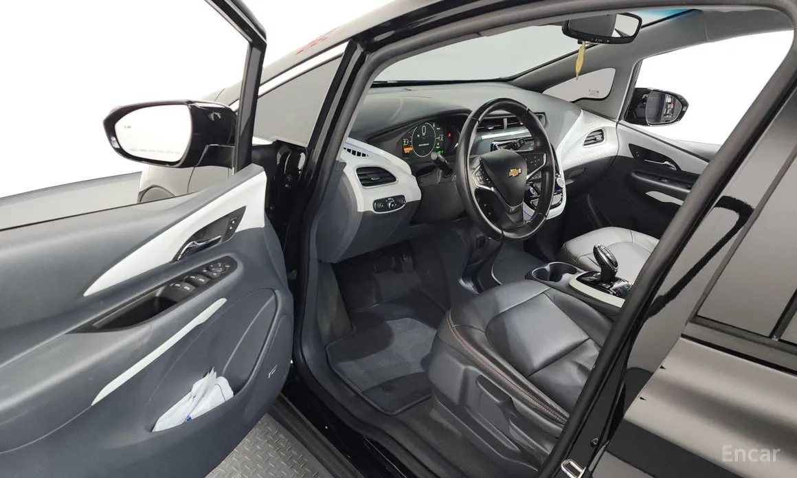 Фото 10 - Chevrolet Bolt EV