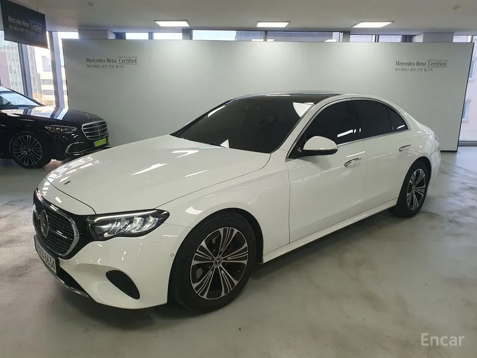 Фото 1 - Mercedes-Benz E-Class