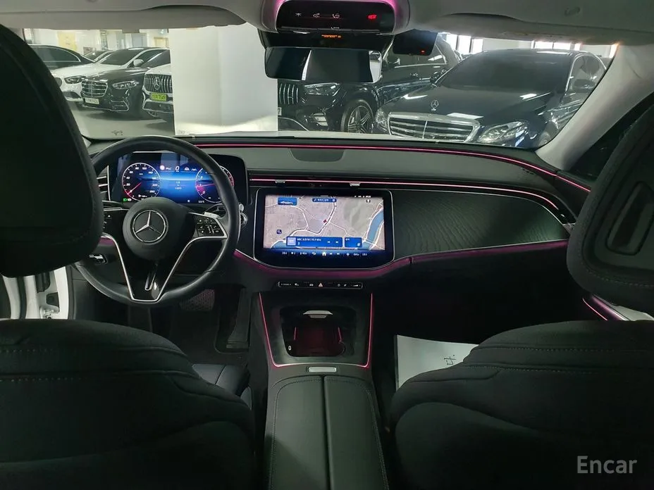 Фото 7 - Mercedes-Benz E-Class