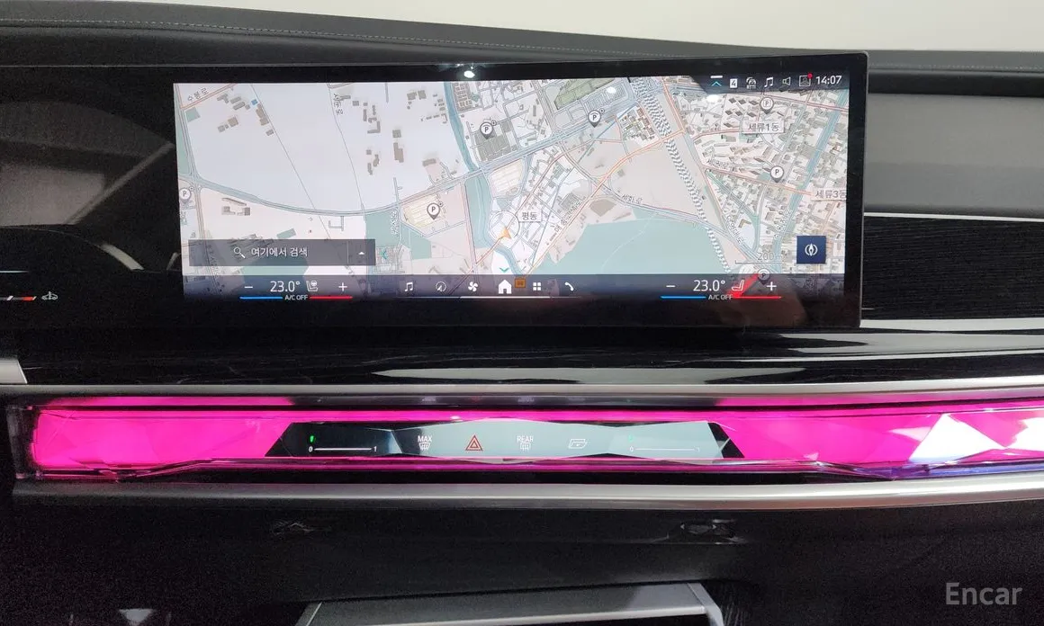 Фото 14 - BMW 7 Series