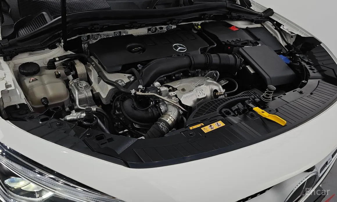 Фото 6 - Mercedes-Benz GLA-Class