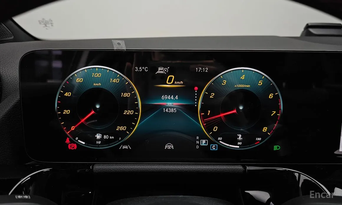 Фото 8 - Mercedes-Benz GLA-Class