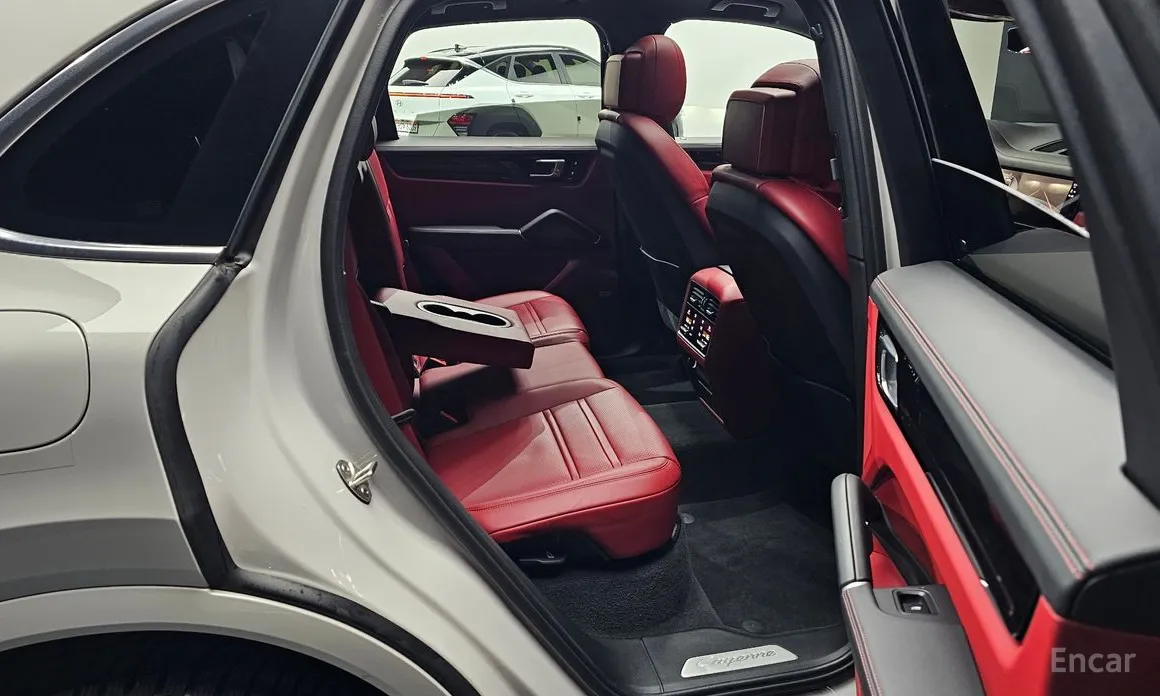 Фото 12 - Porsche Cayenne