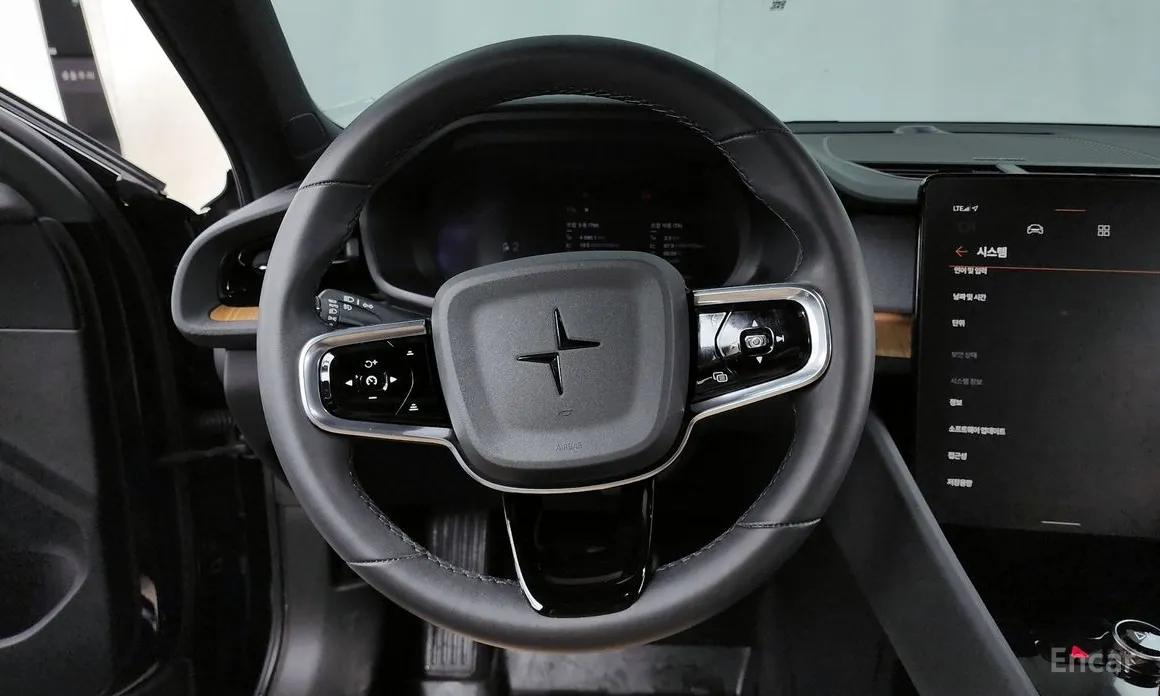 Фото 13 - Polestar 2