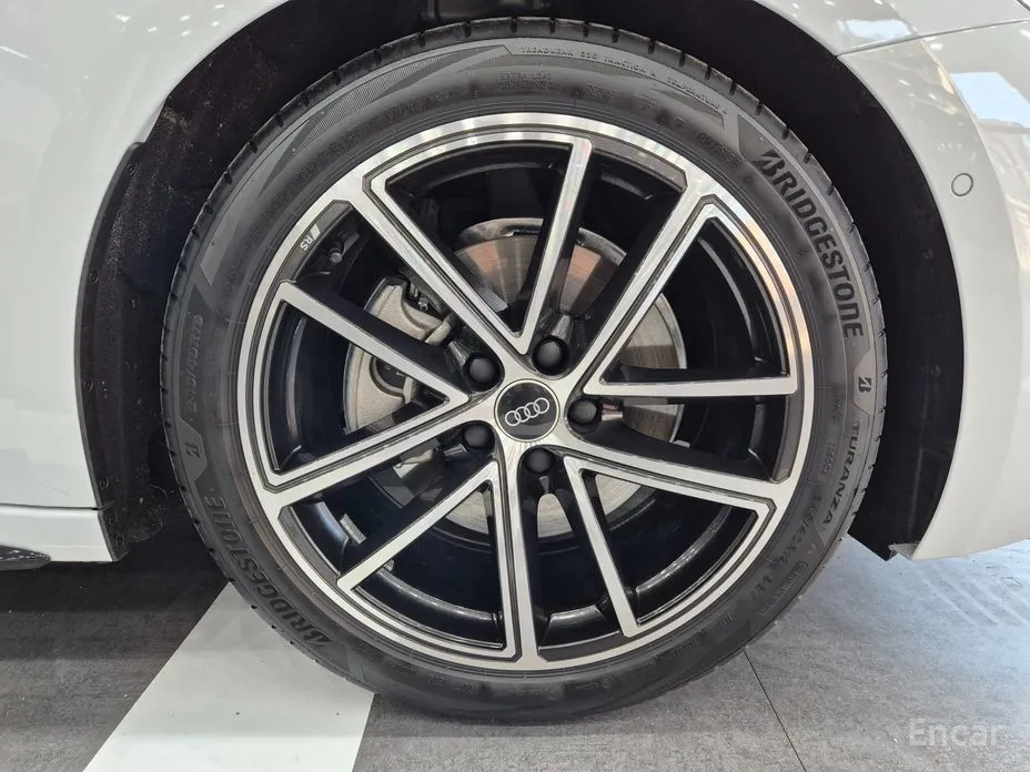 Фото 20 - Audi A5