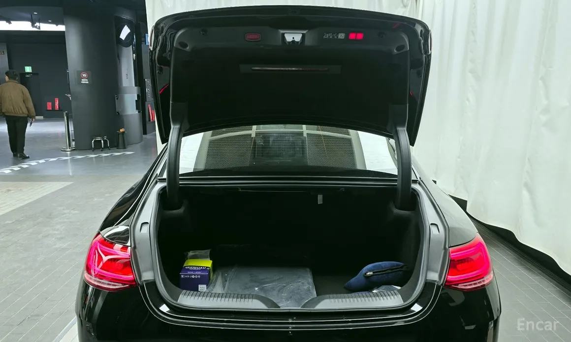 Фото 20 - Mercedes-Benz CLS-Class