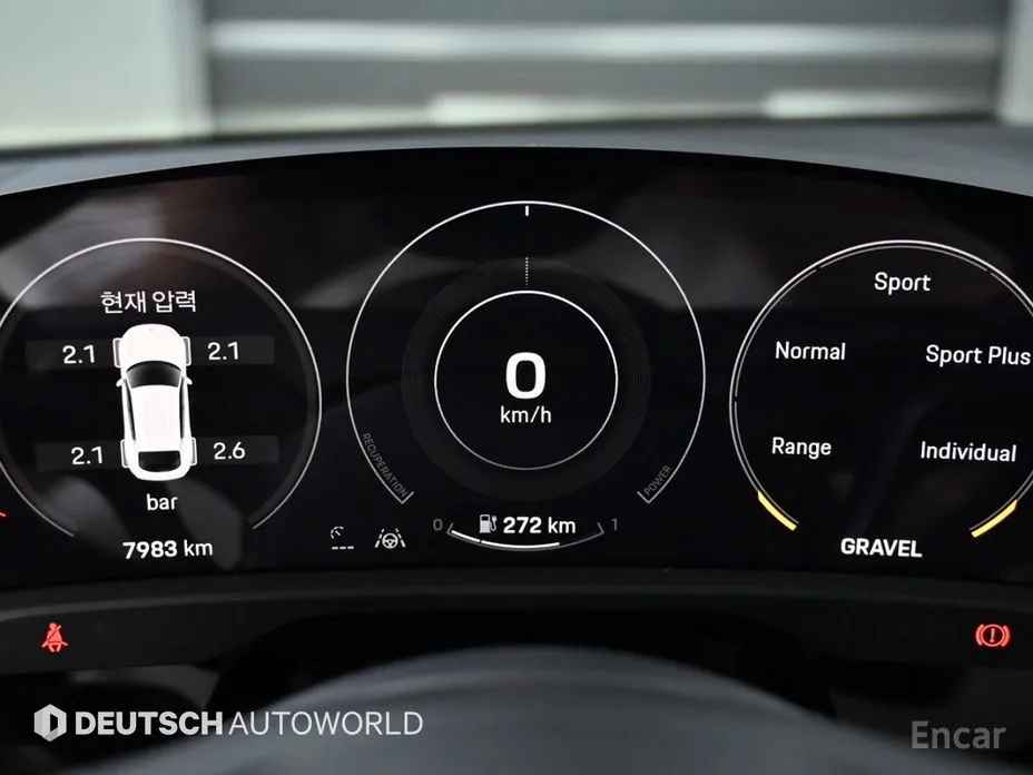 Фото 8 - Porsche Taycan