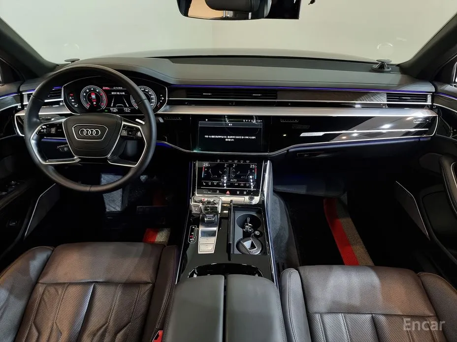 Фото 7 - Audi A8