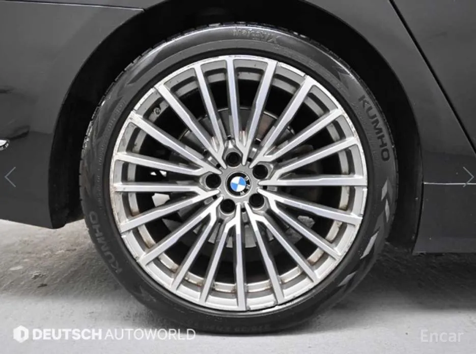 Фото 6 - BMW 7 Series