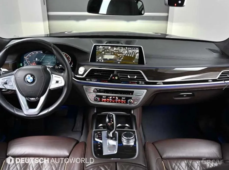 Фото 7 - BMW 7 Series