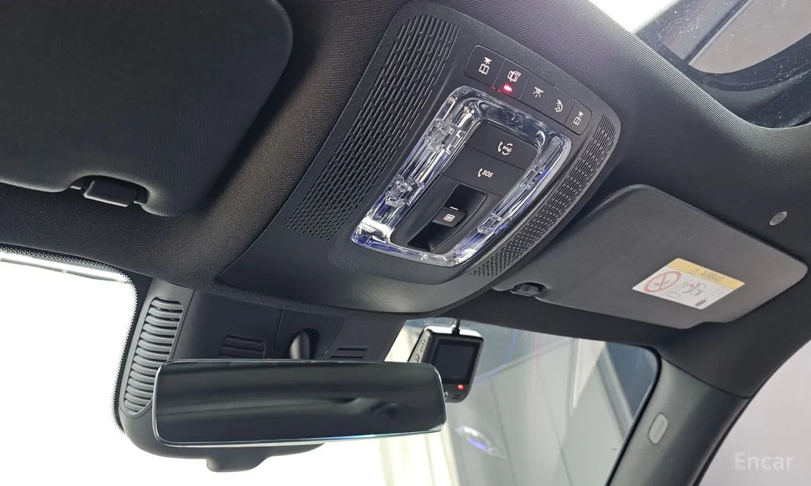 Фото 18 - Mercedes-Benz GLB-Class