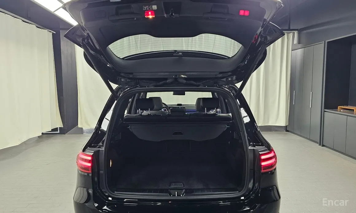 Фото 20 - Mercedes-Benz GLB-Class