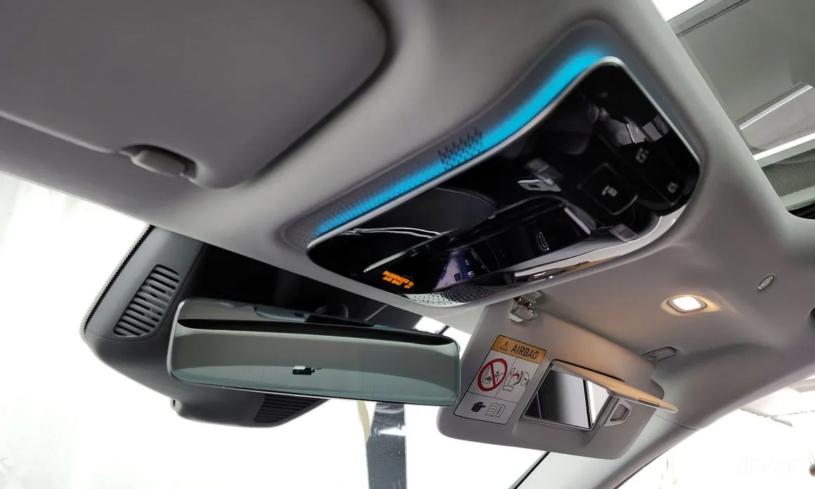 Фото 17 - Mercedes-Benz E-Class