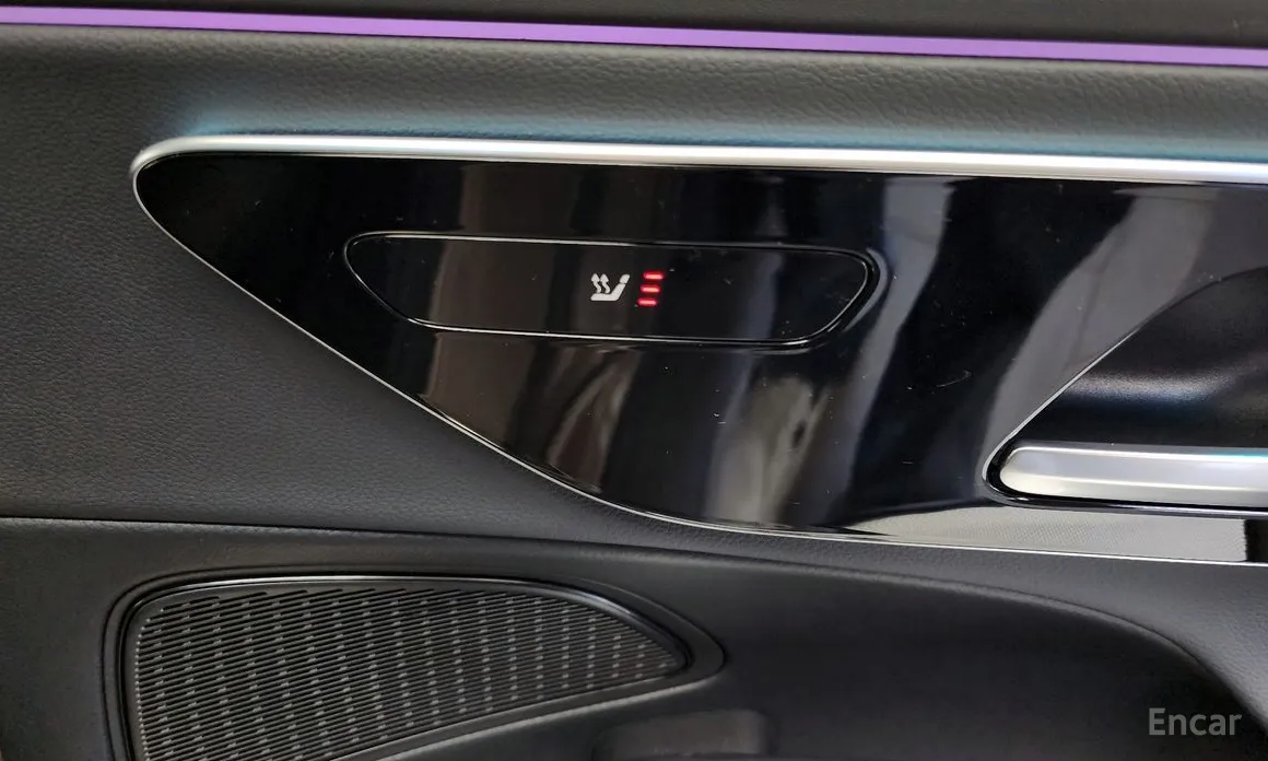 Фото 19 - Mercedes-Benz E-Class