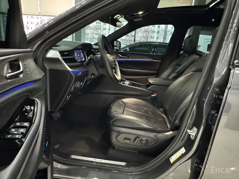 Фото 11 - Jeep Cherokee