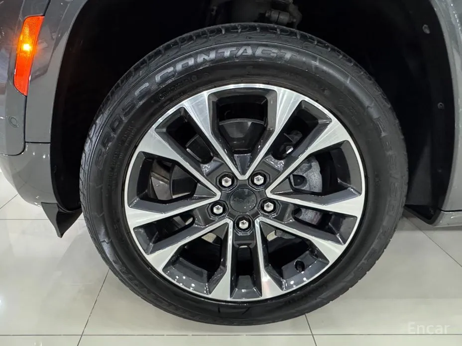 Фото 5 - Jeep Cherokee