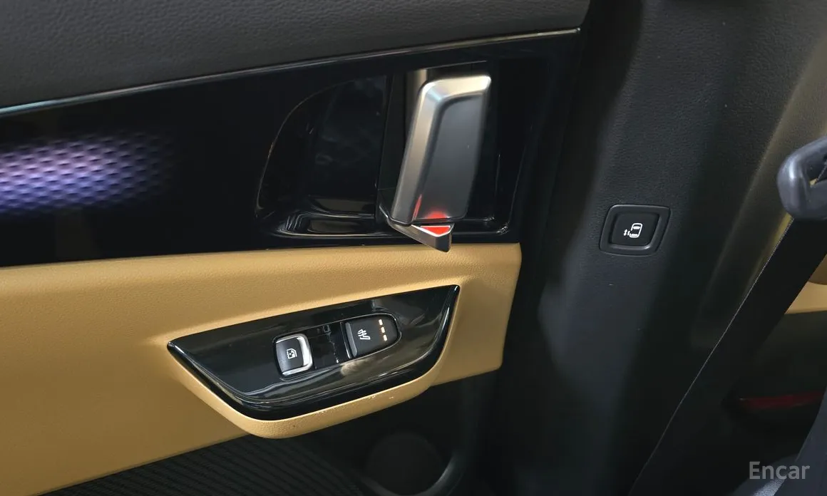 Фото 19 - Kia Carnival