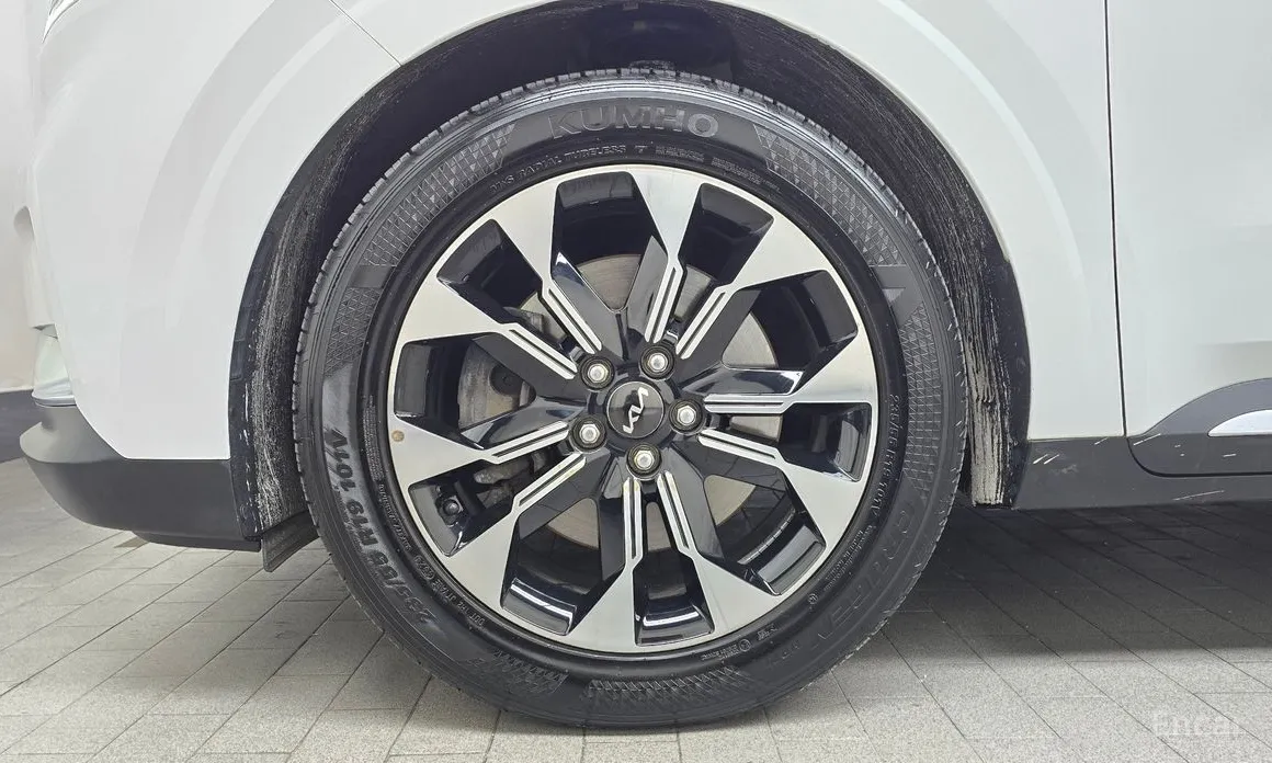 Фото 5 - Kia Carnival