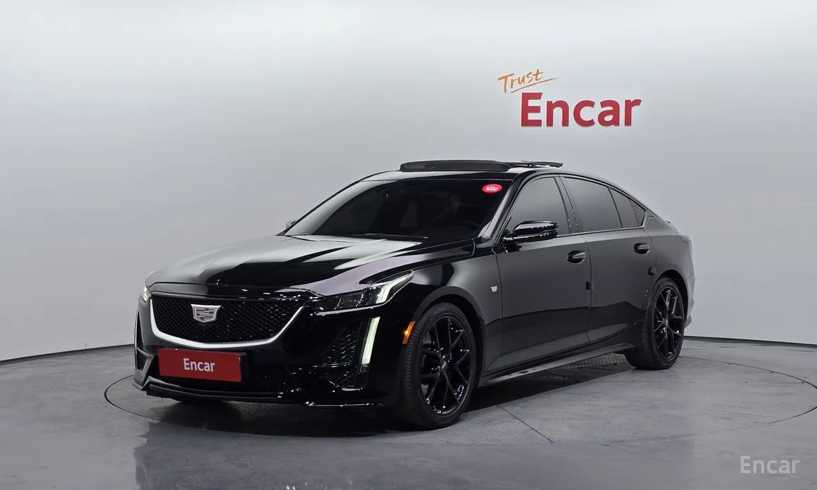 Фото 1 - Cadillac CT5