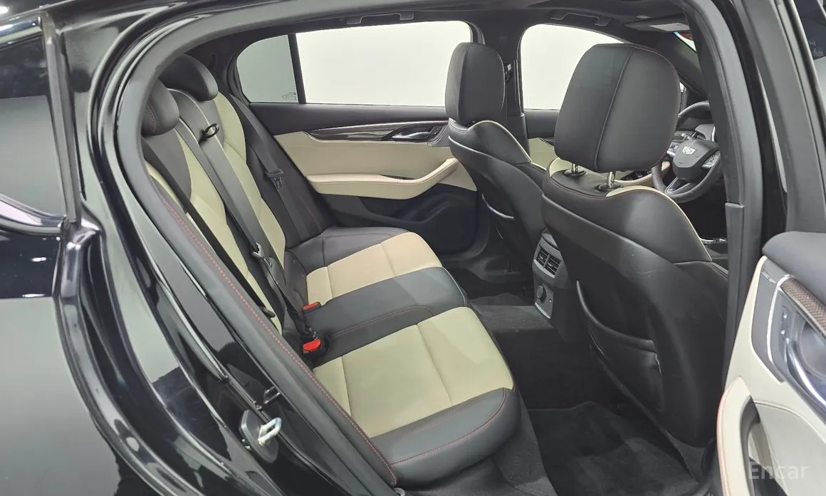 Фото 12 - Cadillac CT5