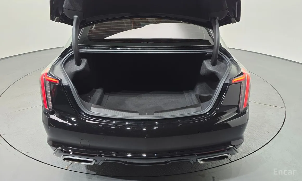 Фото 20 - Cadillac CT5