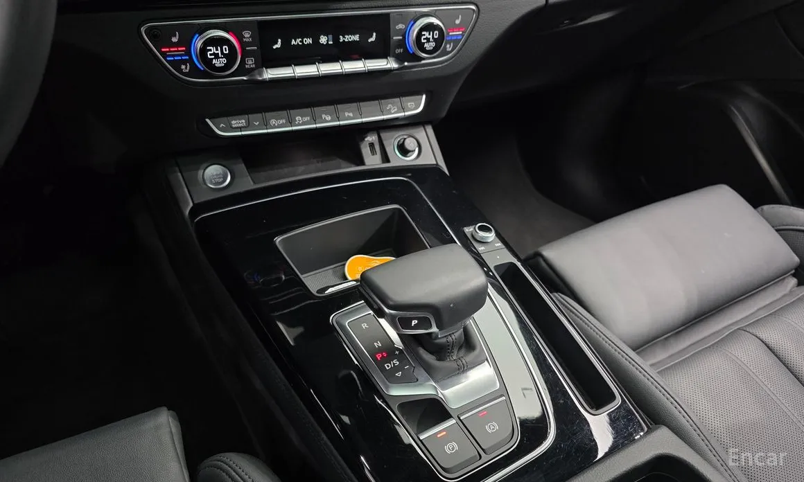 Фото 9 - Audi Q5