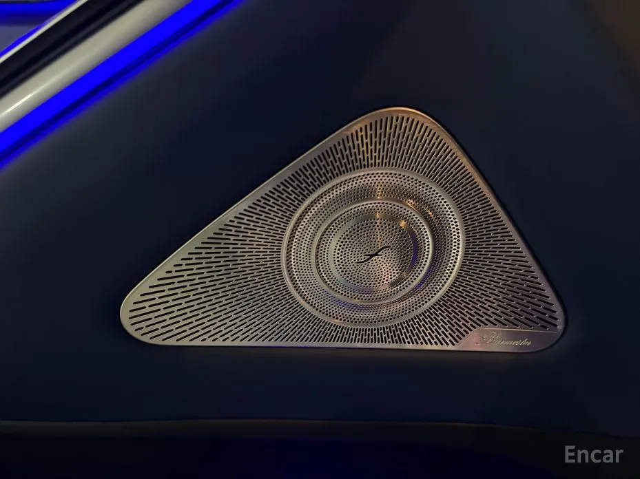 Фото 18 - Mercedes-Benz S-Class