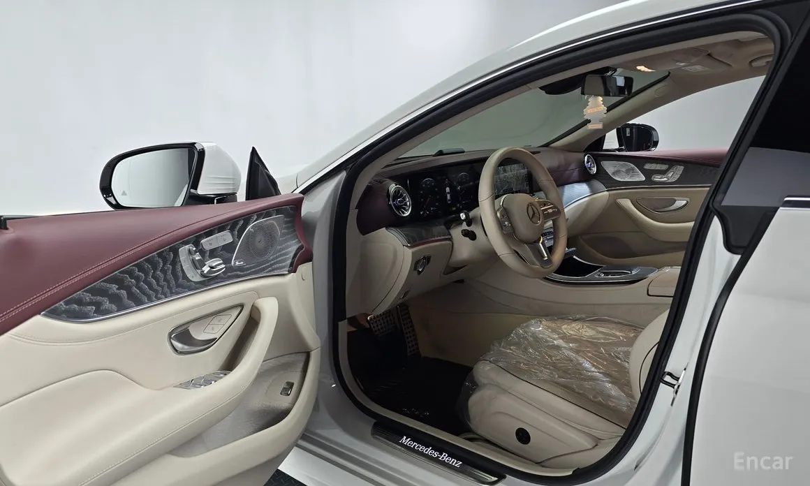 Фото 10 - Mercedes-Benz CLS-Class