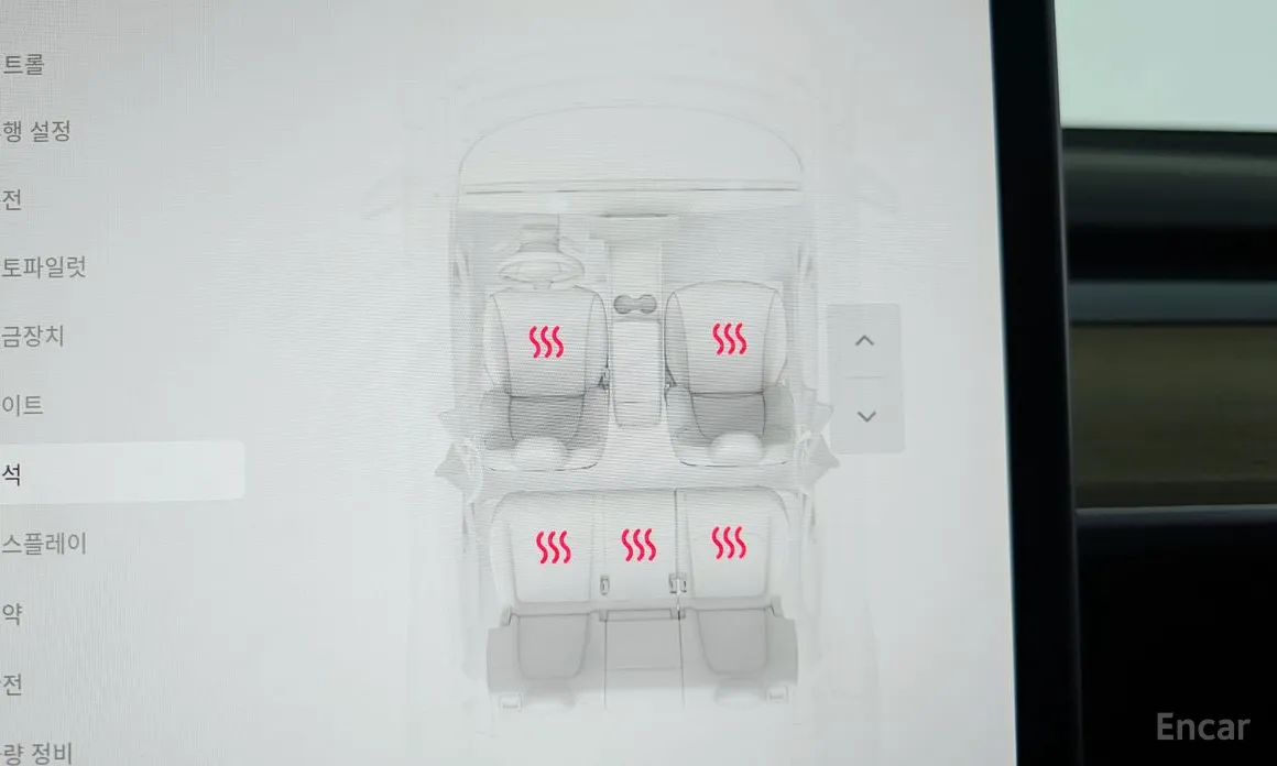 Фото 18 - Tesla Model Y