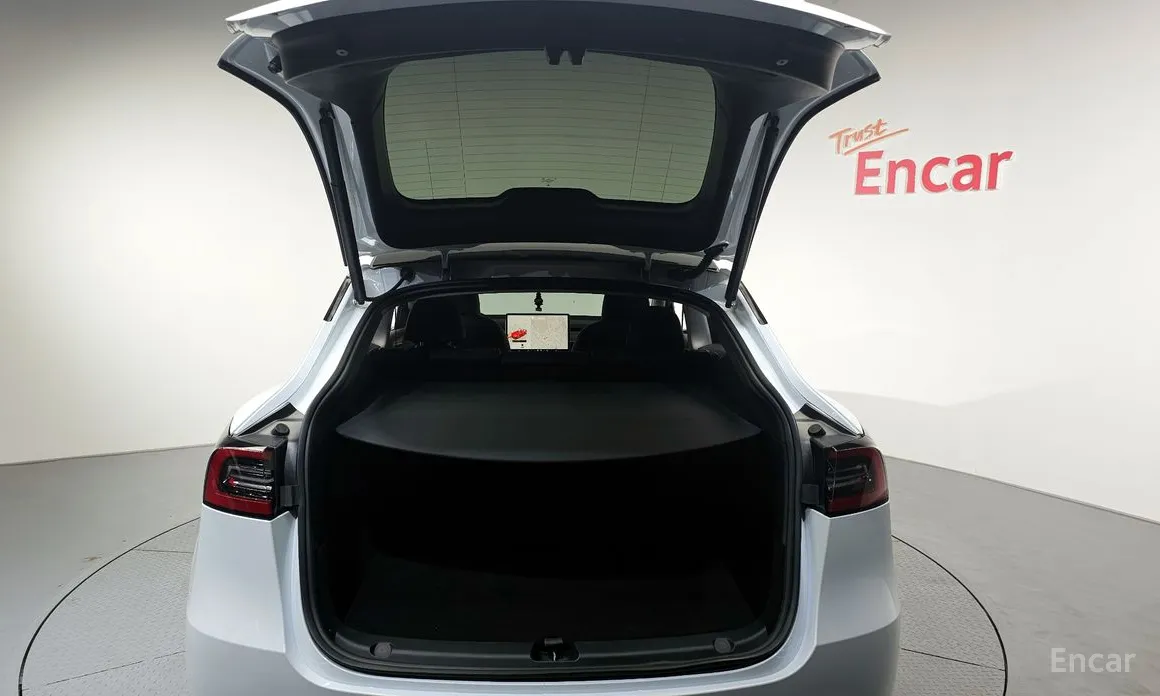 Фото 20 - Tesla Model Y