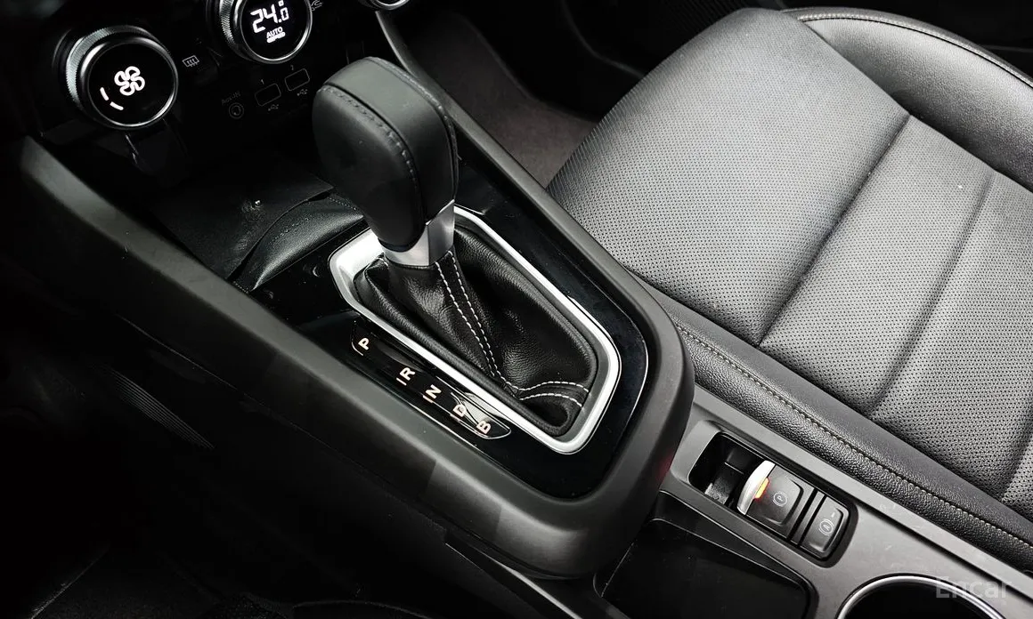 Фото 9 - Renault XM3